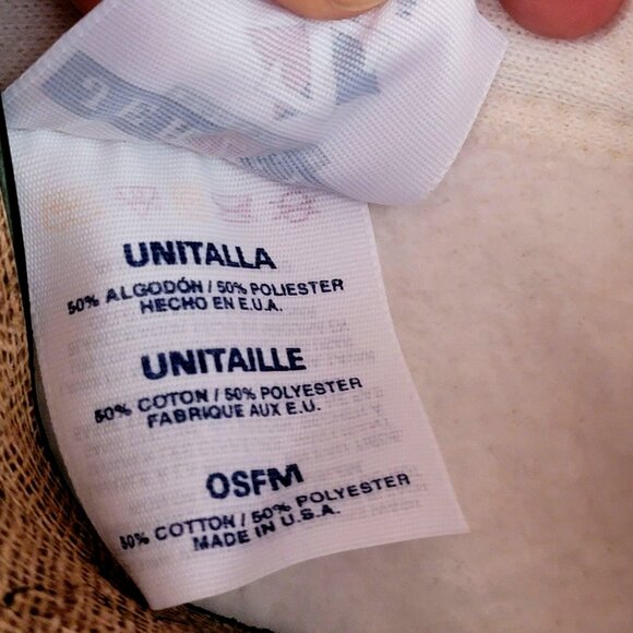 Vintage 90s Jerzees Cream Cardigan With Festive Cardinal & Holly Print Design - Picture 13 of 14